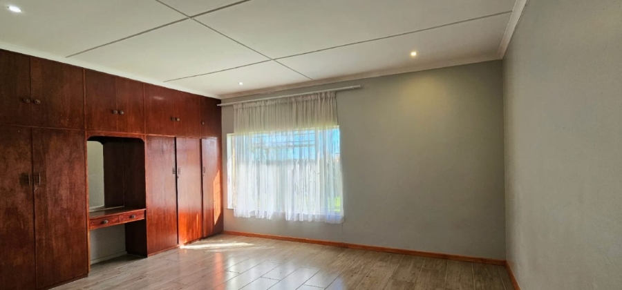 To Let commercial Property for Rent in Bloemfontein Rural Free State